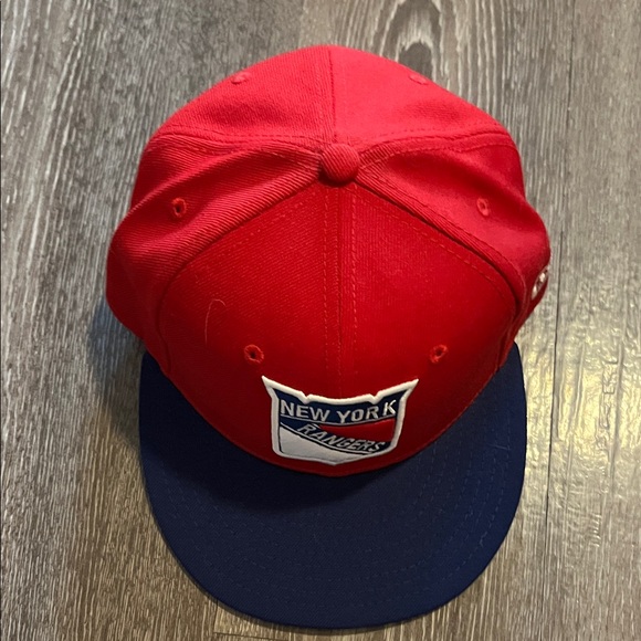 New York Rangers Hat - Picture 7 of 8